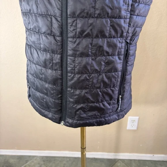 Patagonia Vest Womens Sz M Black Nano Puff Full Zip Filled Light Puffer *LOGO - Picture 4 of 11